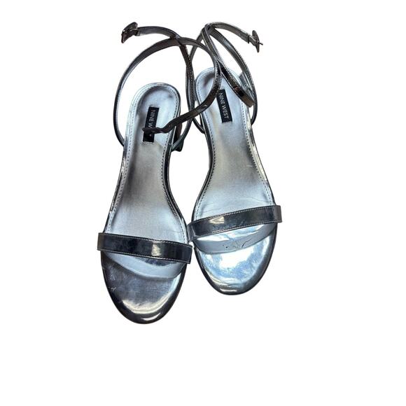 Nine West Silver Strappy Heels Sz 9 - Picture 1 of 3